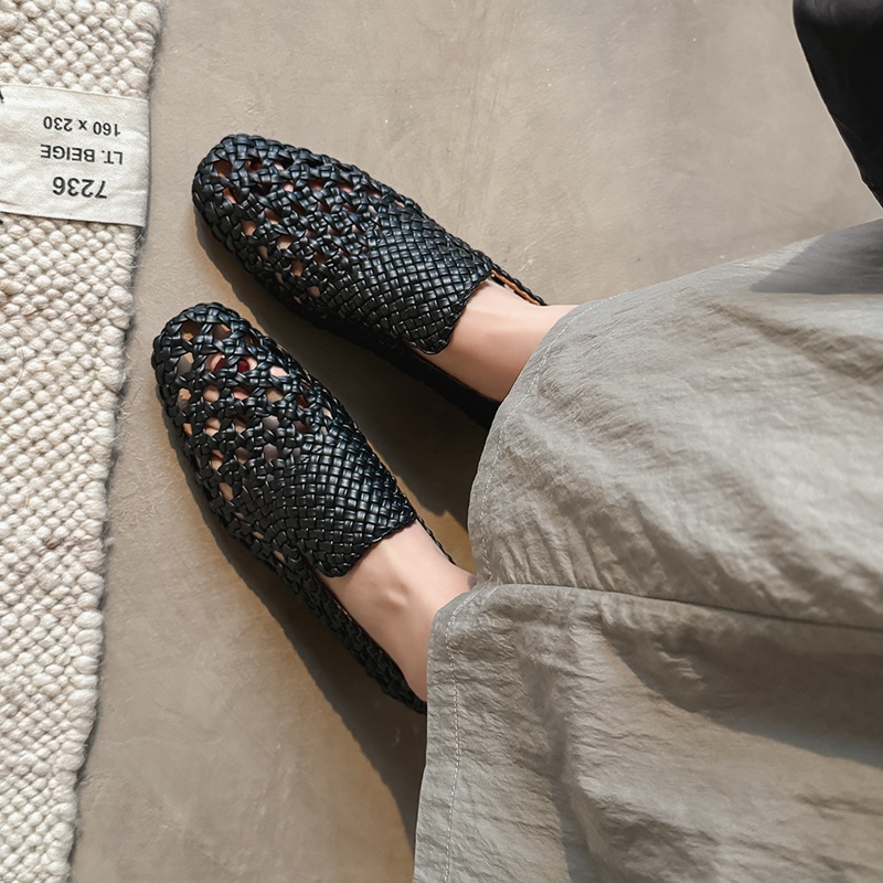 صنادل نسائية من الجلد الطبيعي  - مراجعة Casual Sandal Leather وسعره