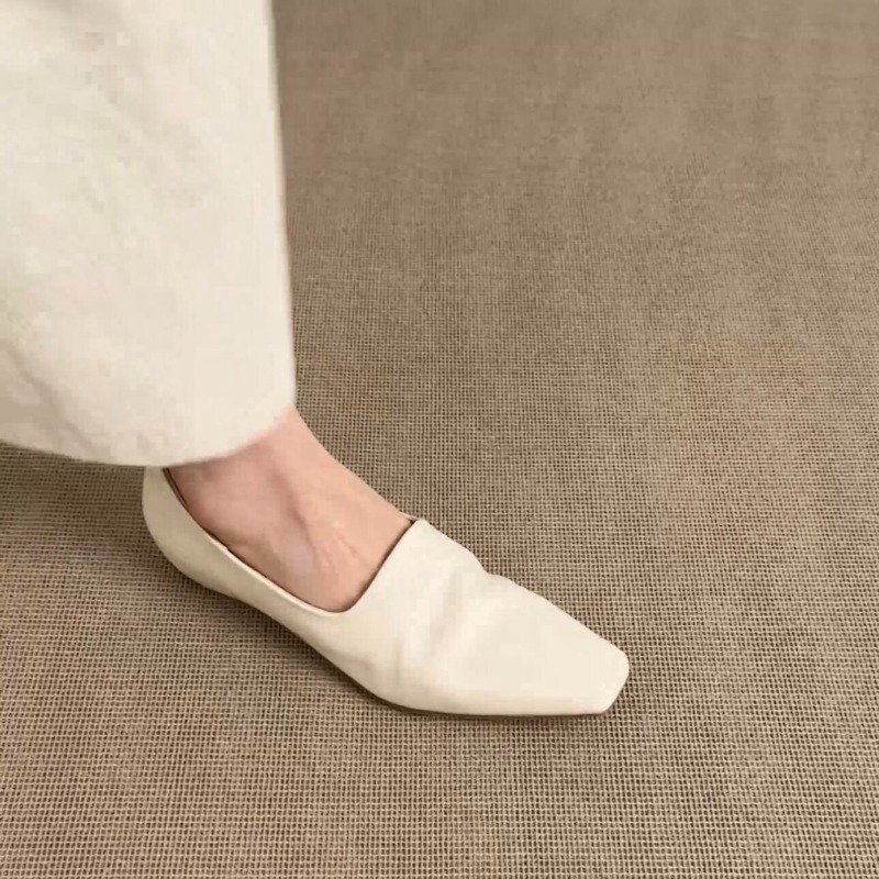 أحذية نسائية مسطحة بتصميم ريتر - مراجعة Espadrille Slip On وسعره